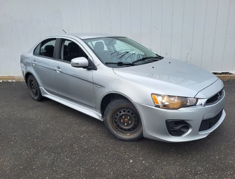 2017 Mitsubishi Lancer ES | 5-Spd | Cam | USB | HtdSeats | Bluetooth