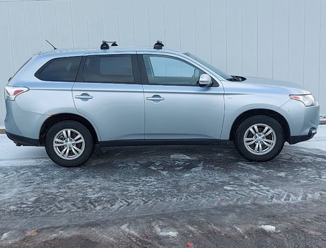 2014 Mitsubishi Outlander SE | HtdSeats | Cruise | Cam | USB