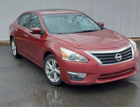 2014 Nissan Altima SL | Leather | HtdSeats | Cam | Bluetooth | CD