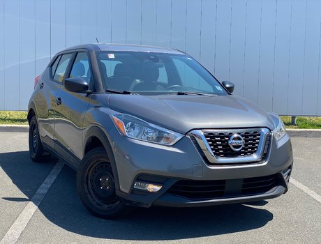 2020 Nissan Kicks S | Cam | USB | Bluetooth | Warranty to 2025
