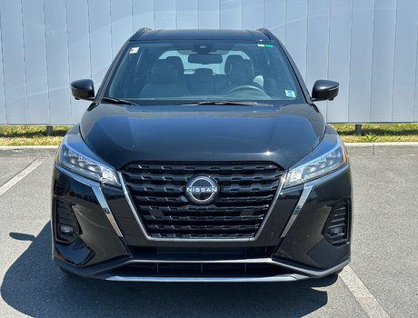 2022 Nissan Kicks SR | Cam | USB | Keyless | Warranty to 2027