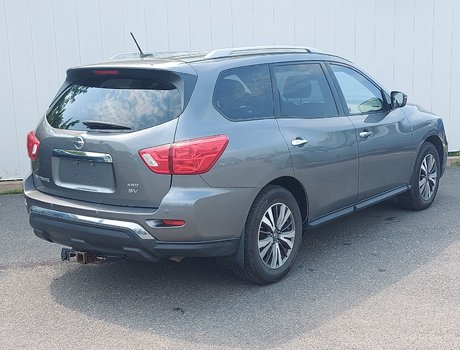 2018 Nissan Pathfinder SV | Nav | Cam | USB | HtdWheel | 3rd Row