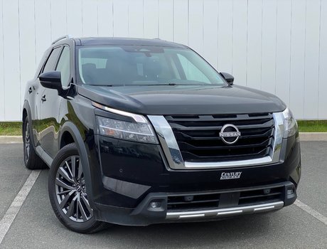 2022 Nissan Pathfinder SL | Leather | SunRoof | Cam | Warranty to 2026