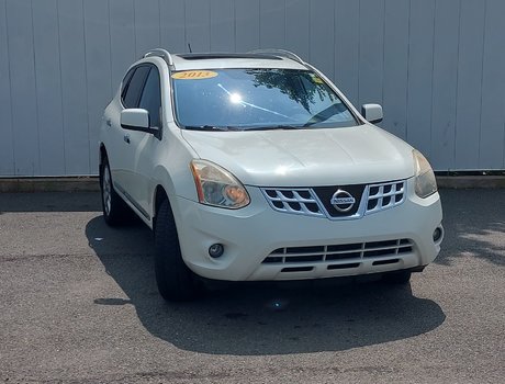 2013 Nissan Rogue SV | SunRoof | Cam |  HtdSeats | Bluetooth