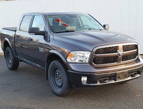 2018 Ram 1500 Outdoorsman | DIESEL | Leather | Nav | Cam | USB