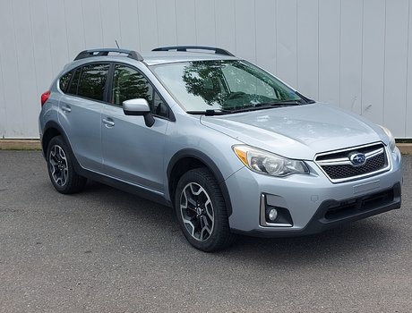2016 Subaru Crosstrek 2.0i w/Touring Pkg | Lthr | Cam | Bluetooth HtdSts