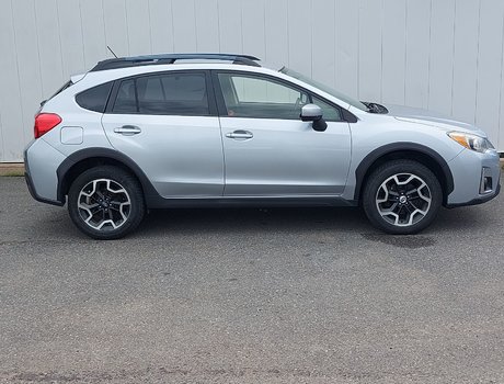 2016 Subaru Crosstrek 2.0i w/Touring Pkg | Lthr | Cam | Bluetooth HtdSts