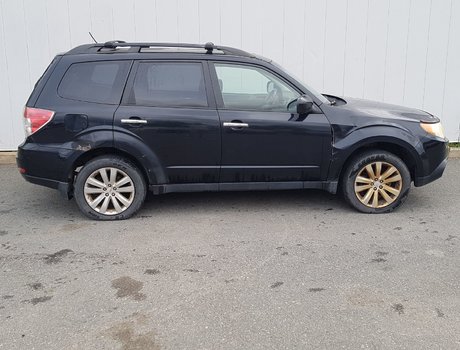2011 Subaru Forester X Touring | SunRoof | HtdSeats | Bluetooth  | XM
