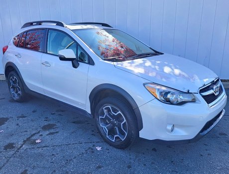 2013 Subaru XV Crosstrek Limited | Leather | SunRoof | Cam | USB | Keyless