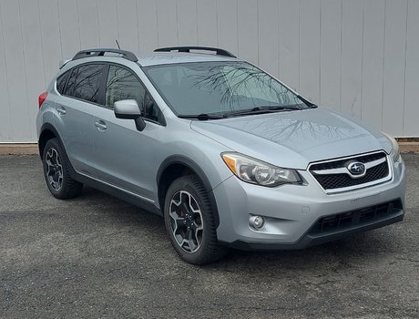 2013 Subaru XV Crosstrek Touring | USB | HtdSeats | Keyless | Cruise