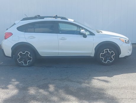 2014 Subaru XV Crosstrek Limited | Lthr | SunRoof | HtdSeats | Cam | Aux