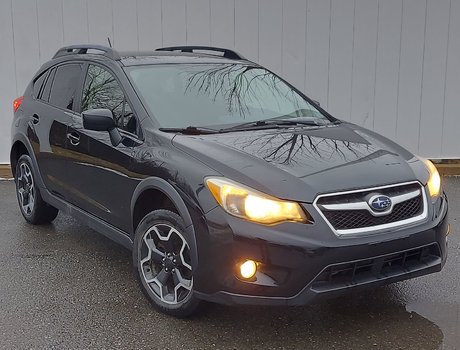 2015 Subaru XV Crosstrek 2.0i W/Sport Pkg | HtdSeats | Cam | USB | Sunroof