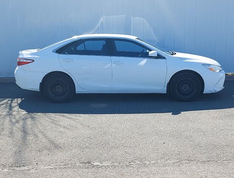 2017 Toyota CAMRY LE |  USB | Bluetooth | Cruise | Aux | CD