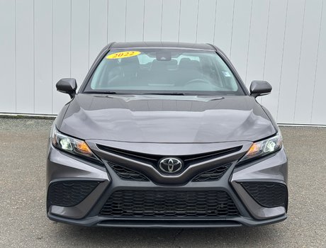 2022 Toyota Camry SE | Cam | USB | HtdSeats | Warranty to 2027