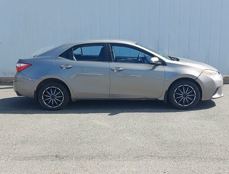 2014 Toyota Corolla LE | HtdSeats | AC | Cruise | Bluetooth | Aux