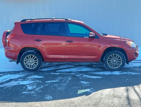 2010 Toyota RAV4 Base | Cruise | Tilt | Aux | PwrWindows