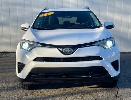 2017 Toyota RAV4 LE | Cam | USB | HtdSeats | Bluetooth | Keyless