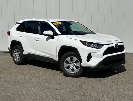 2023 Toyota RAV4 LE | Cam | USB | HtdSeats | Warranty to 2027