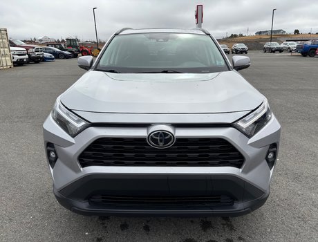 2024 Toyota RAV4 XLE | Leather | Roof | Nav | Warranty Until 2028