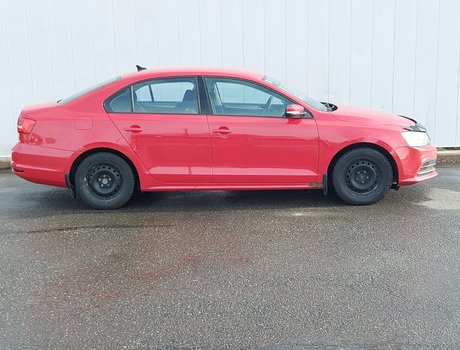 2015 Volkswagen Jetta Sedan Trendline+ | Bluetooth | Cam | Aux | XM Radio