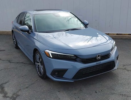 2022 Honda Civic Touring | Leather | Roof | Cam | Warranty to 2026