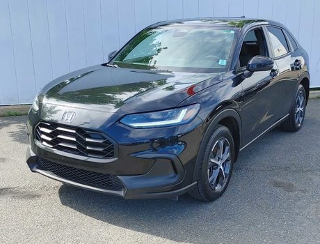 2023 Honda HR-V Sport | Roof | Cam | HtdSeats | Warranty to 2028