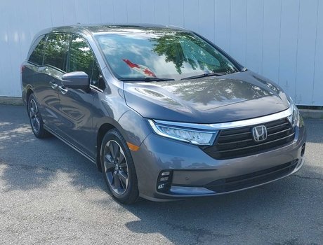 2024 Honda Odyssey Touring | Leather | Roof | Nav | Warranty to 2028