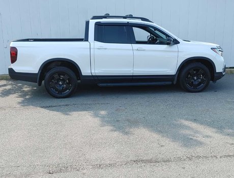 2024 Honda Ridgeline BlackEdn | Lthr | Roof | Nav | Warranty to 2029