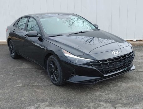 2023 Hyundai Elantra Preferred | Cam | USB | HtdSeat | Warranty to 2028