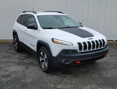 2018 Jeep Cherokee TrailHawk | Leather | Cam | USB | XM | HtdWheel