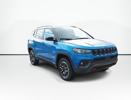 2024 Jeep Compass Trailhawk | Moonroof | Cam | Warranty to 2029