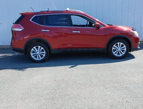 2016 Nissan Rogue SV | Cam | USB | Heated Seats