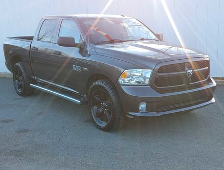 2017 Ram 1500 Black Express | Cam | USB | Bluetooth | Keyless