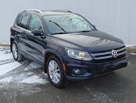 2017 Volkswagen Tiguan Comfortline | Cam | USB | HtdSeats | Bluetooth