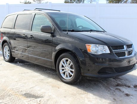 2017 Dodge Grand Caravan SXT | Cam | DVD | USB | 7-Pass | XM | Bluetooth