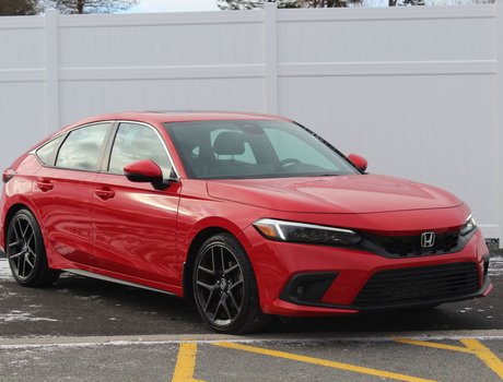 2022 Honda Civic Hatchback Sport Touring | 6-Spd | Leather | Warranty to 2027