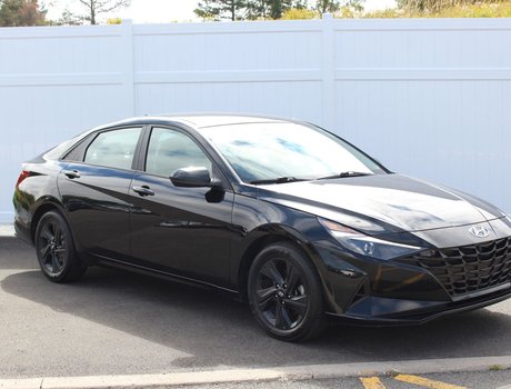 2022 Hyundai Elantra Hybrid Preferred | HtdSeat | Cam | USB | Warranty to 2030