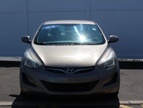 2015 Hyundai Elantra L | 6-Spd | Tilt | Aux | USB | TractionControl