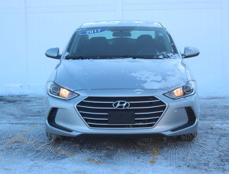 2017 Hyundai Elantra LE | USB | HtdSeats | Bluetooth | Keyless | AM/FM