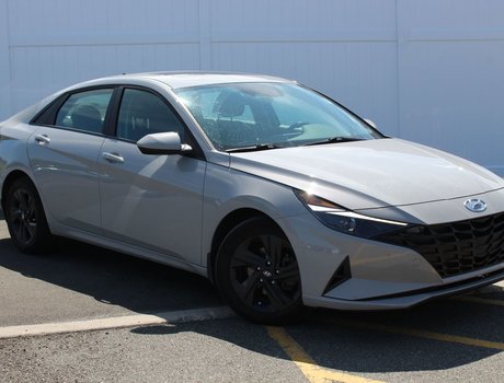 2023 Hyundai Elantra Tech | SunRoof | HtdSeats | Cam | Warranty to 2028