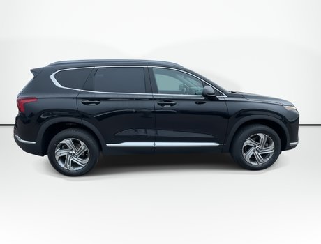 2023 Hyundai Santa Fe Preferred | RmtStart | HtdSeats | Warranty to 2027