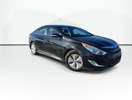 2015 Hyundai Sonata Hybrid Base | HtdSeats | Cam | Bluetooth | USB | Aux | AC