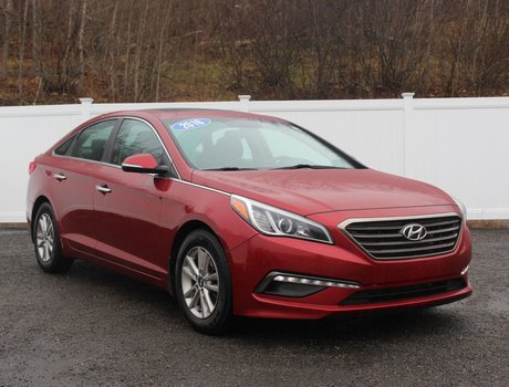 2016 Hyundai Sonata GLS | SunRoof | Cam | XM | HtdSeats | Bluetooth