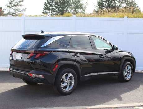 2022 Hyundai Tucson Essential | HtdSeats | Cam | Bluetooth | Aux | USB