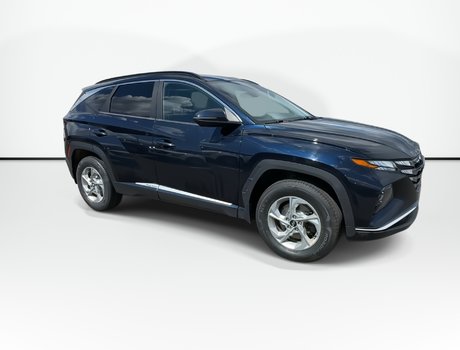 2022 Hyundai Tucson Preferred | Cam | HtdSeats | Bluetooth | USB | Aux