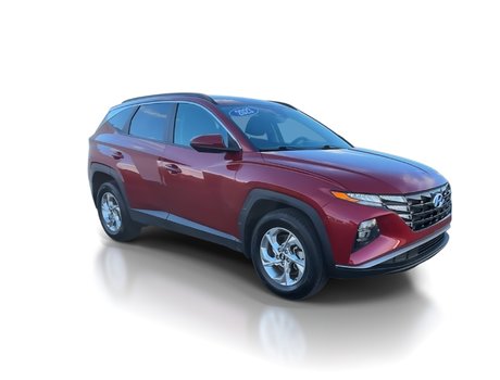 2023 Hyundai Tucson Preferred | Cam | HtdSeats | Warranty to 2028