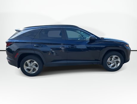 2024 Hyundai Tucson Preferred | Cam | HtdSeats | Warranty to 2028