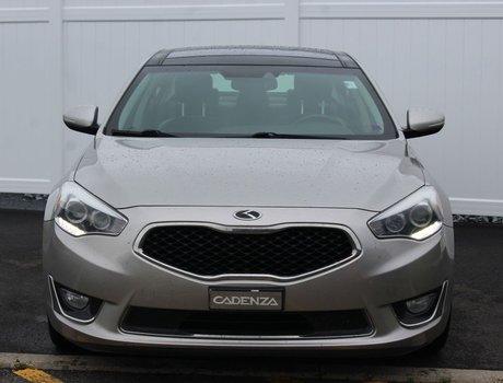 2014 Kia Cadenza Premium | Lthr | SunRoof | Cam | HtdSeats | Aux
