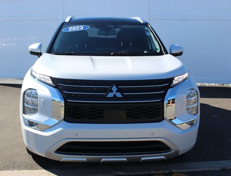 2023 Mitsubishi OUTLANDER PHEV GT | Roof | HtdSeats | Warranty to