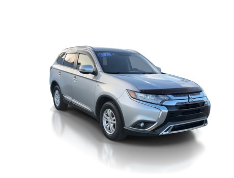 2020 Mitsubishi OUTLANDER SE | Roof | Cam | HtdSeats | Cruise | Aux | USB